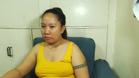 Snapshot of takemetoheavenbaby chatting on February 25, 5:30 pm anne online show from February 25, 5:30 pm