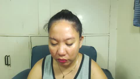 Snapshot of takemetoheavenbaby chatting on February 13, 2:34 am anne online show from February 13, 2:34 am