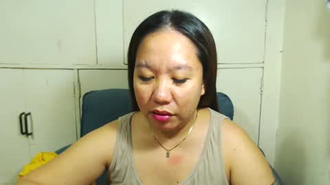 Snapshot of takemetoheavenbaby chatting on February 24, 12:46 pm anne online show from February 24, 12:46 pm