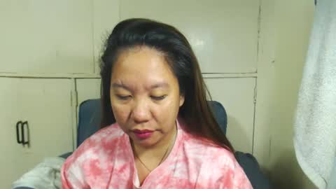 Snapshot of takemetoheavenbaby chatting on February 19, 2:01 am anne online show from February 19, 2:01 am