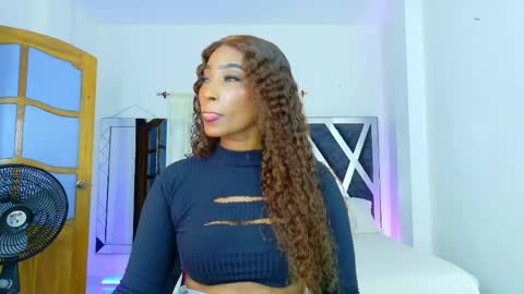 taliana  modelo independiente online show from April 2, 2:53 am