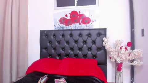 Hi im sara online show from July 8, 1:13 pm