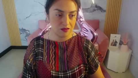 Snapshot of tamara_ch1 chatting on October 8, 3:44 am tamara_ch1 online show from October 8, 3:44 am