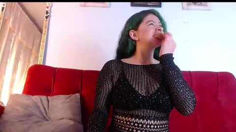 Tammy Modelo independiente YEAH online show from December 17, 12:38 am