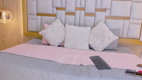    online show from July 28, 2:13 pm