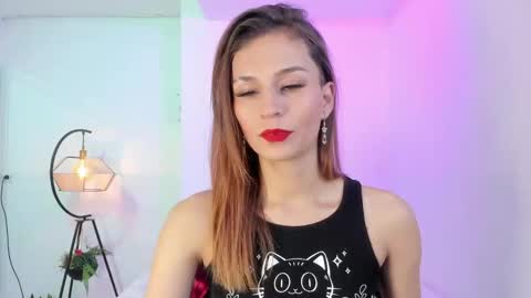 Snapshot of tamara_slimx chatting on February 21, 3:45 am Tamara online show from February 21, 3:45 am