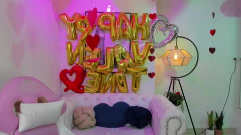 Snapshot of tamara_slimx chatting on February 18, 3:42 am Tamara online show from February 18, 3:42 am