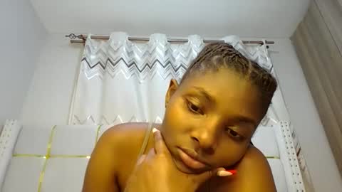 Snapshot of tamia538235 chatting on February 21, 6:37 pm tamia online show from February 21, 6:37 pm