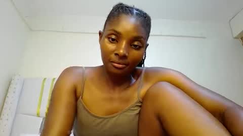 Snapshot of tamia538235 chatting on March 4, 8:27 pm tamia online show from March 4, 8:27 pm