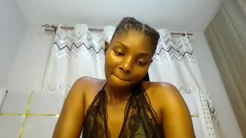 Snapshot of tamia538235 chatting on February 15, 6:23 pm tamia online show from February 15, 6:23 pm