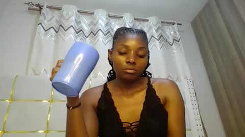 Snapshot of tamia538235 chatting on February 7, 7:06 pm tamia online show from February 7, 7:06 pm