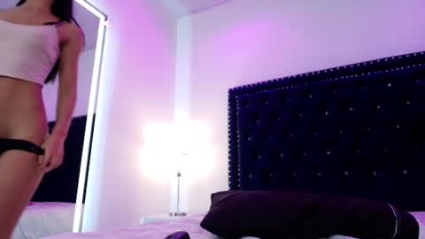 tammi_n_liam online show from July 28, 4:39 pm