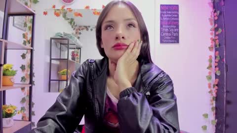 tammy_thompson_ online show from December 16, 12:55 pm