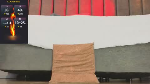 Tania Dias online show from March 11, 8:55 pm