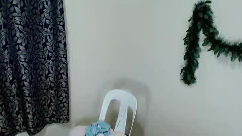 Snapshot of tashaa_09 chatting on October 4, 1:50 pm call me tashaa online show from October 4, 1:50 pm