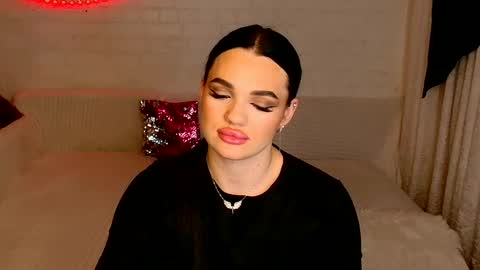 Snapshot of tasty_babyy chatting on December 5, 8:00 pm tasty_babyy online show from December 5, 8:00 pm