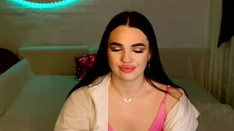 Snapshot of tasty_babyy chatting on December 21, 7:16 pm tasty_babyy online show from December 21, 7:16 pm