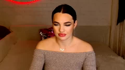 Snapshot of tasty_babyy chatting on December 22, 5:53 pm tasty_babyy online show from December 22, 5:53 pm