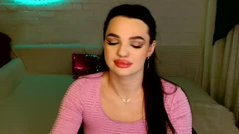 Snapshot of tasty_babyy chatting on February 18, 3:43 pm tasty_babyy online show from February 18, 3:43 pm