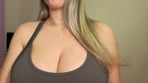 tateisblonde online show from July 28, 1:10 pm
