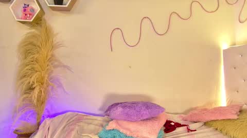 tatix online show from October 31, 4:00 pm