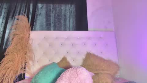 tatix online show from July 23, 6:49 pm
