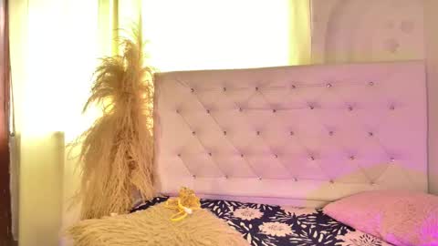 tatix online show from February 11, 1:56 pm