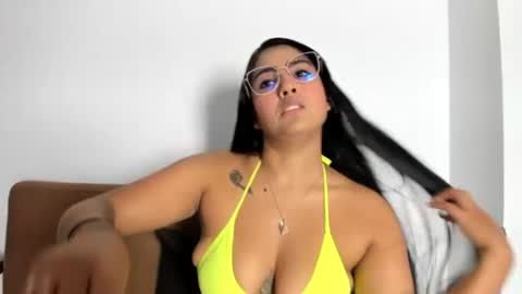 Tatiana Gomez online show from July 28, 4:21 am