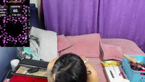 Snapshot of taty_stone chatting on February 7, 9:37 am tatta online show from February 7, 9:37 am
