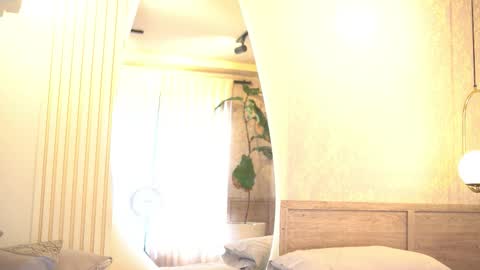 Teylor  Kim online show from October 29, 6:54 pm