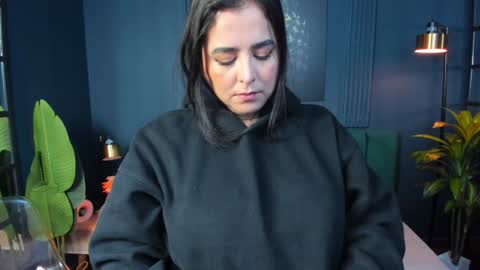 Snapshot of taylor_bennet chatting on January 14, 12:03 pm Taylor Bennet online show from January 14, 12:03 pm