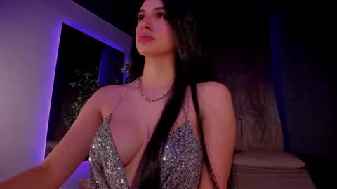 Snapshot of taylor_jonnees chatting on February 11, 3:51 pm Taylor Help me to get 100 thumbs up online show from February 11, 3:51 pm