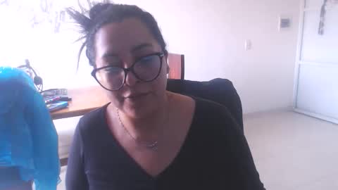 taylor_joohnson_ online show from March 19, 8:57 pm