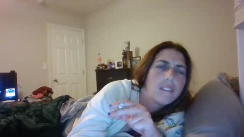 taylorslay online show from June 29, 4:19 am
