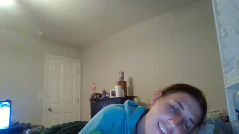 taylorslay online show from June 15, 2:34 am