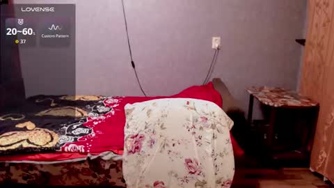 Nickie online show from September 19, 5:01 pm