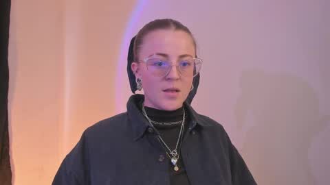 tekila__ online show from February 8, 6:44 pm