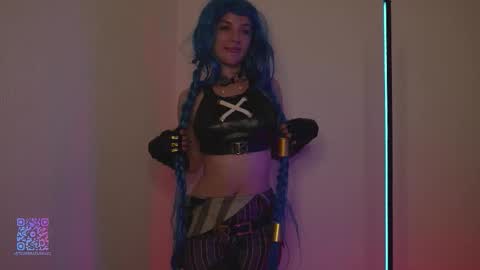 Snapshot of temperaturka chatting on September 16, 6:16 pm Sarah     online show from September 16, 6:16 pm