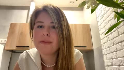 Lana online show from March 9, 9:23 am