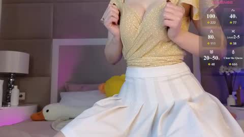 Anna online show from June 5, 9:26 am