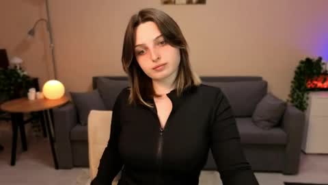 tender_meow online show from May 4, 7:17 pm