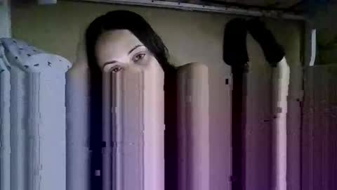 tendertormentt online show from March 5, 9:43 pm