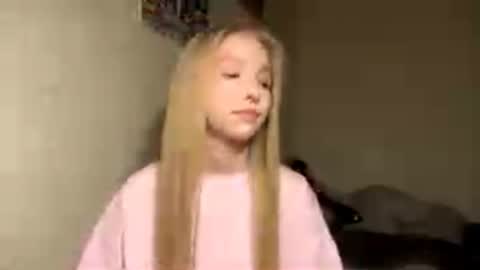Snapshot of tequilaschlabach chatting on October 8, 4:28 am Im Olivia online show from October 8, 4:28 am
