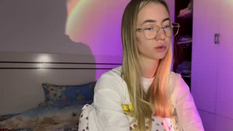 tessa_calmness online show from June 25, 3:50 am