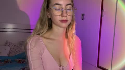 tessa_calmness online show from July 17, 4:50 am