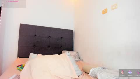 Tessa online show from January 14, 4:50 am