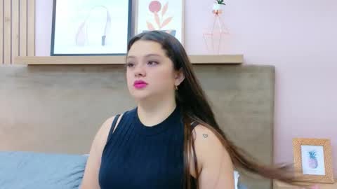 tessa stones online show from December 3, 11:29 pm