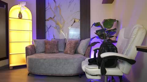 Tessa Fox online show from March 18, 11:37 am