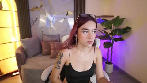 Tessa Fox online show from March 6, 11:38 am