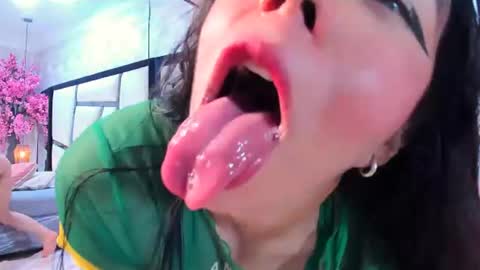 TESSA COOPER1  online show from June 13, 10:40 pm